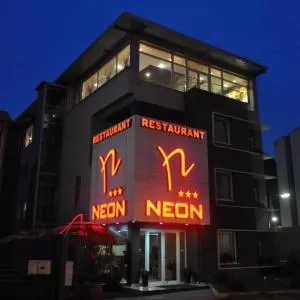 cazare cu tichete de vacanta la Hotel Neon - Timisoara