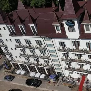 cazare cu tichete de vacanta la Hotel Coroana Moldovei - Slanic Moldova